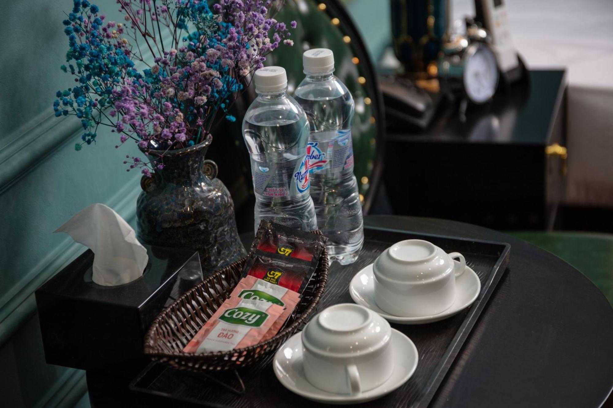 Madelise Adora Hotel & Travel Hanoi Bagian luar foto
